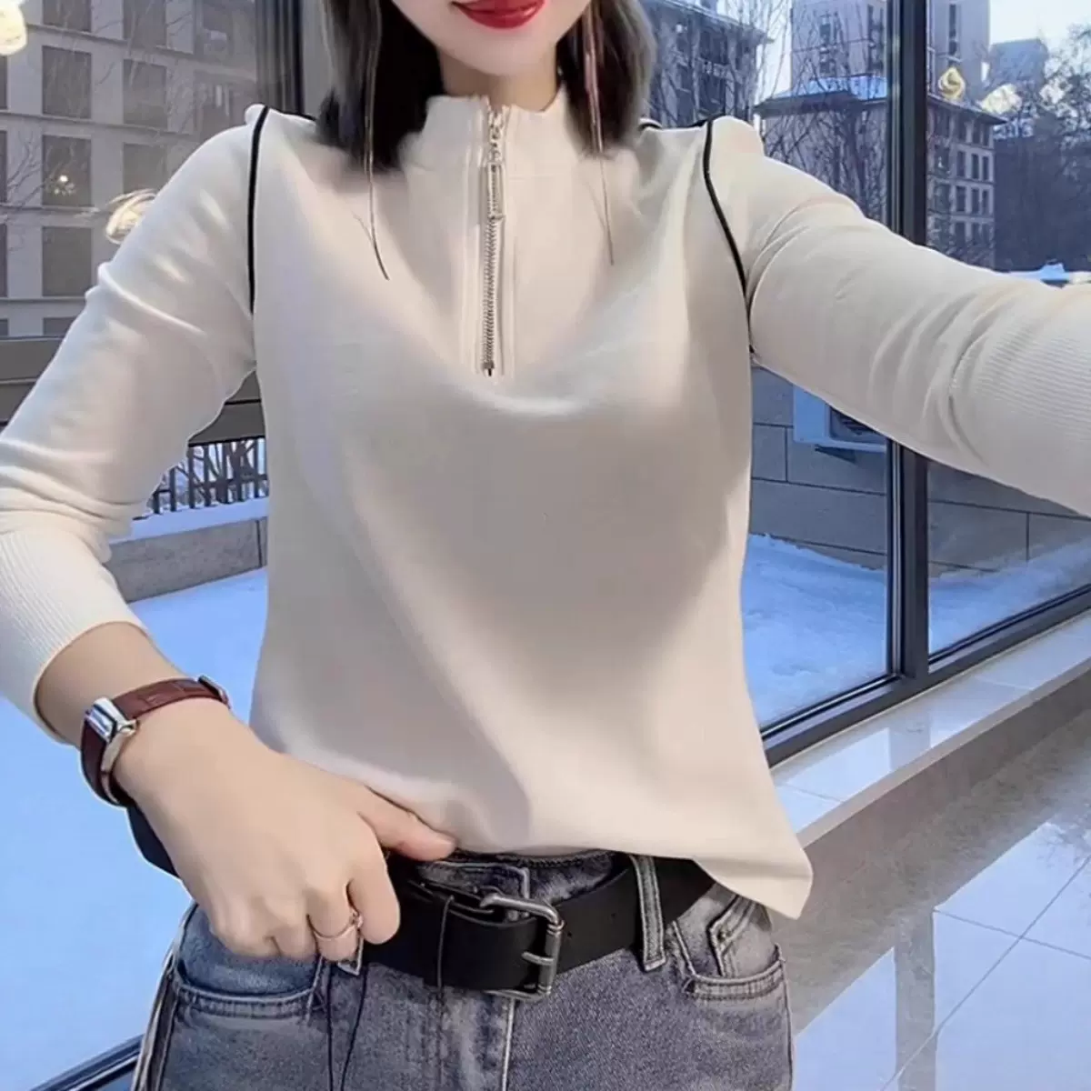 2025秋季白色拉链半开领长袖T恤女纯色高级感时尚气质减龄打底衫