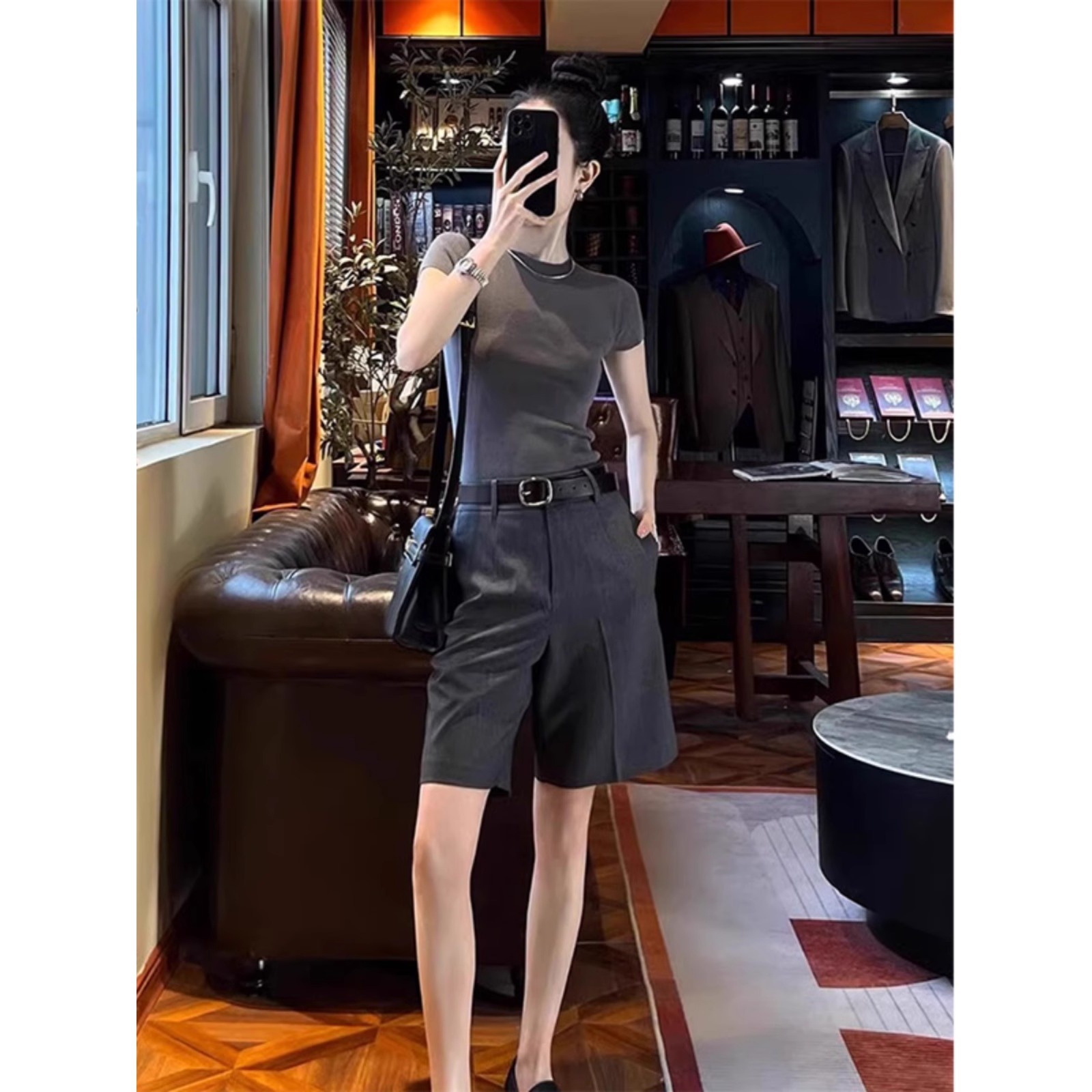 Quần short nữ dáng rộng ống suông chất vải mỏng mặc ngoài mùa hè — Màu đen (không có thắt lưng)