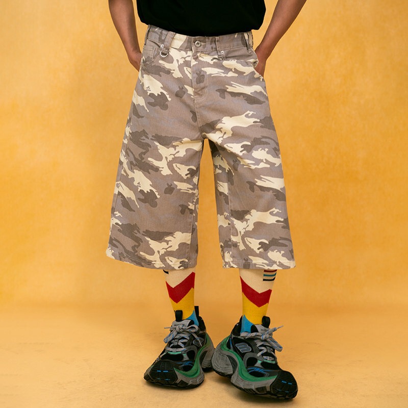 Teenage Men's American-Style Trendy Camouflage Casual Sports Denim Shorts, Versatile for Summer 2026