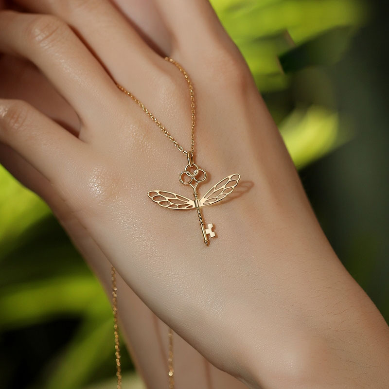 Design necklace for keys
