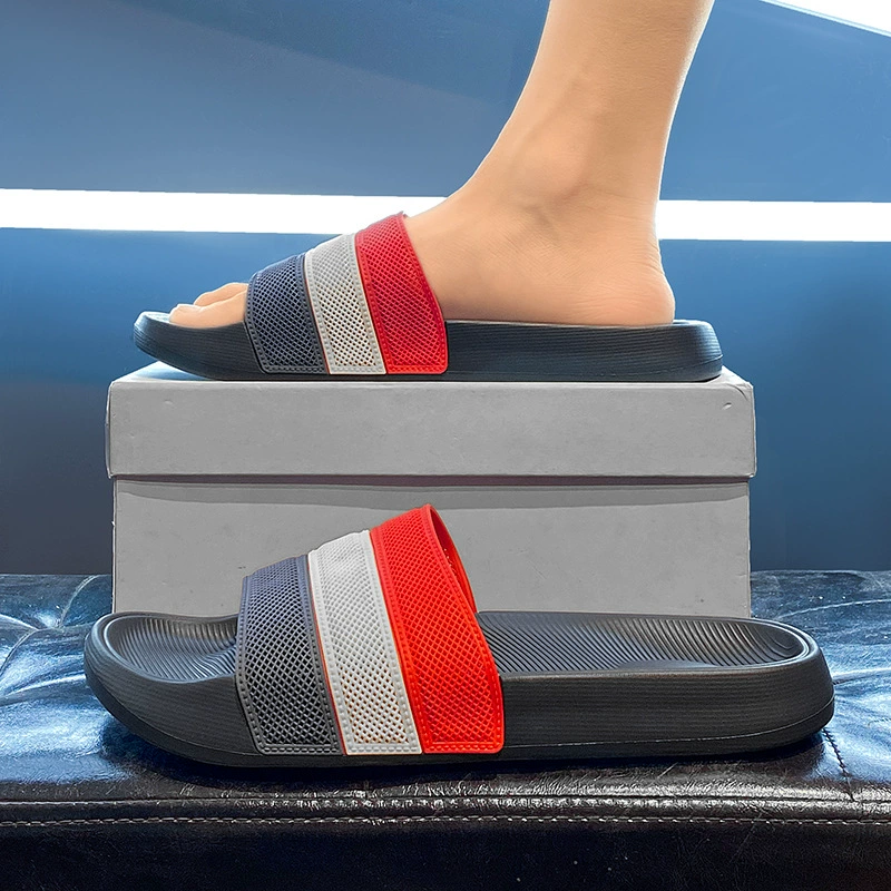 Три брусья летние мужские тапочки носить на улице легкий буксировочный пляж нескользящие трансграничные холодные тапочки slippers