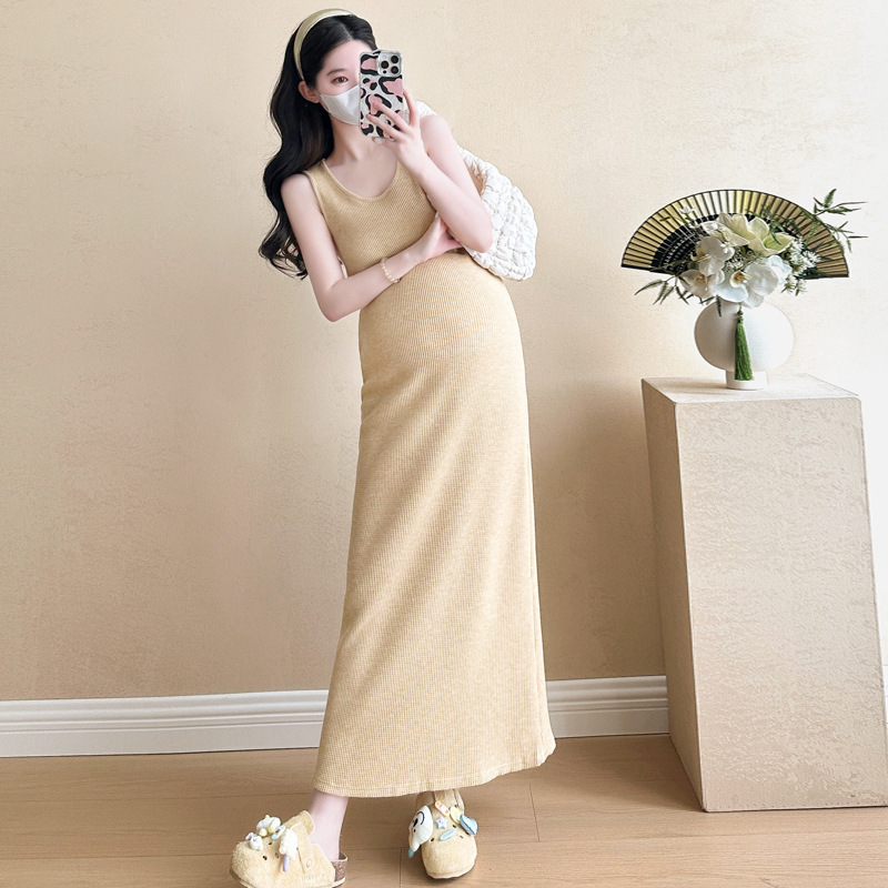 孕妇秋季套装潮妈新款时尚洋气孕妈穿搭连衣裙遮肚时髦两件套秋冬|undefined
