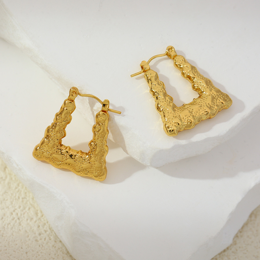 Nuevos aretes de acero inoxidable trapezoidal retrógrado estilo francés personalidad de alto nivel chapado 18k orejas de oro perilla de orejas redondas para mujeres