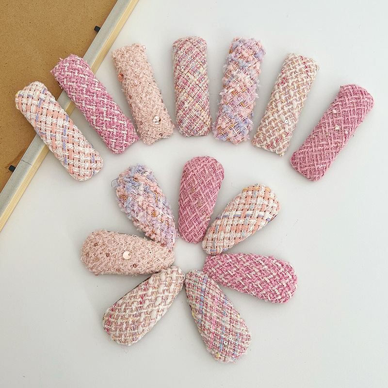 Popular item autumn and winter small Chanel-style pink girl sweet hair clip fur side parting clip BB clip Korean style accessory