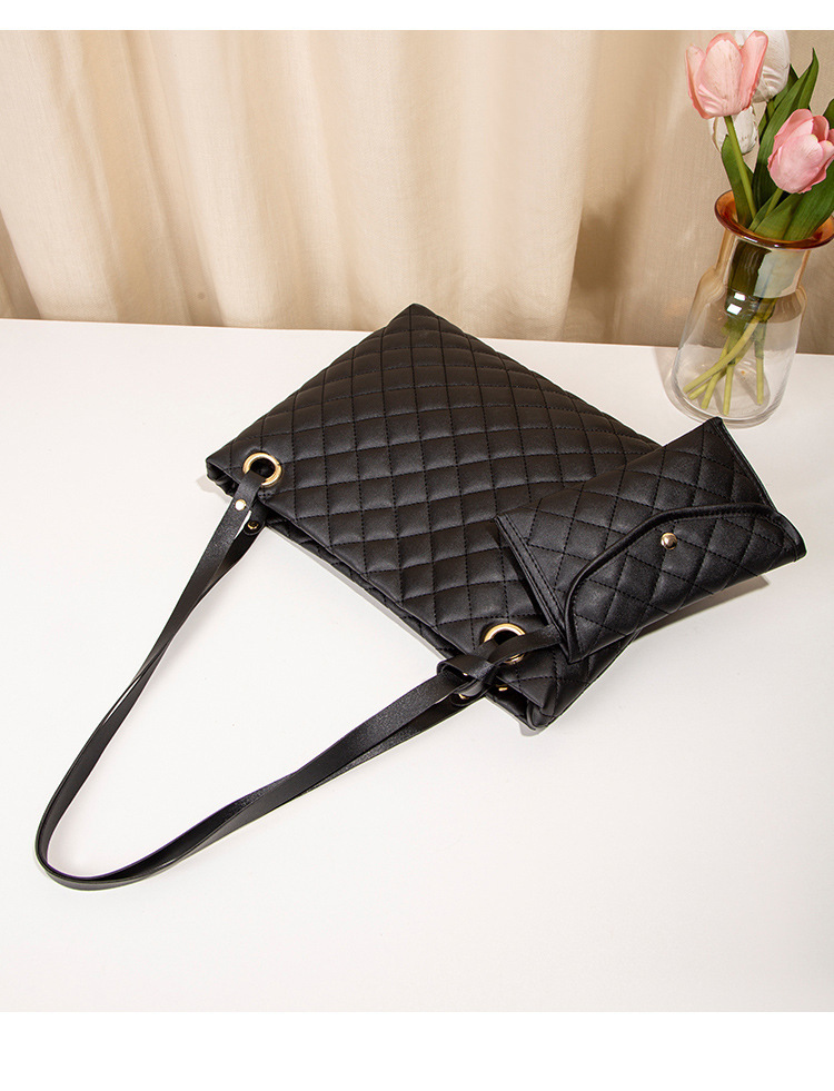 2023 nuova borsa di vendita calda Lingge filo da ricamo set di due pezzi, moda europea e americana autunno e inverno nuova borsa a tracolla_voghion.com