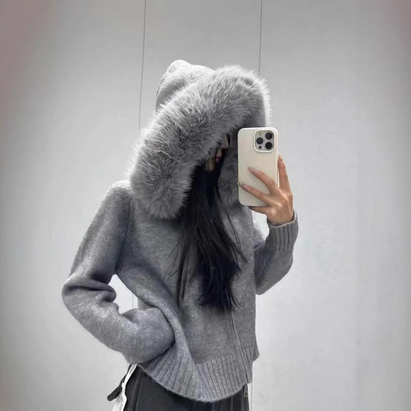 25 New Autumn and Winter Hooded Short Style Fashionable Knitted Cardigan Small Imitation Fox Fur Collar Outwear Women's Sweater 25 New Autumn and Winter Hooded Short Style Fashionable Knitted Cardigan Small Imitation Fox Fur Collar Outwear Women's Sweater