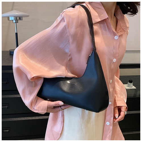 Korean niche bag for women, fashionable portable shoulder bag for women, high-end trendy retro armpit bag for women