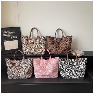 Korean Style Casual Large-Capacity Bag for Women, Lazy Style Shoulder Bag, 2026 New Canvas Tote Bag, Leopard Print Underarm Bag Korean Style Casual Large-Capacity Bag for Women, Lazy Style Shoulder Bag, 2026 New Canvas Tote Bag, Leopard Print Underarm Bag