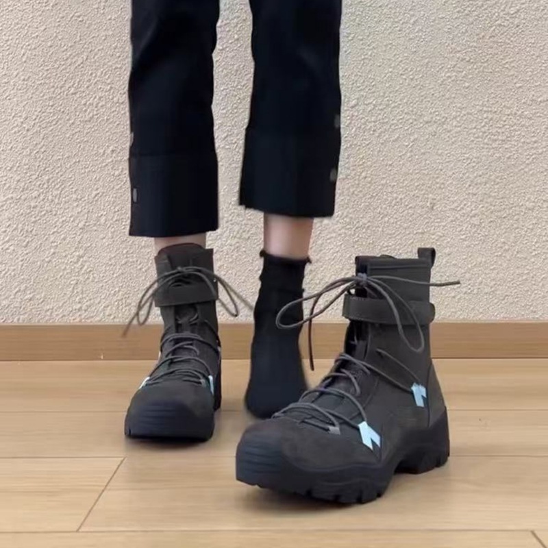 牛皮版~高级灰绒面厚底马丁靴女系带魔术贴运动风休闲机车靴单靴|undefined