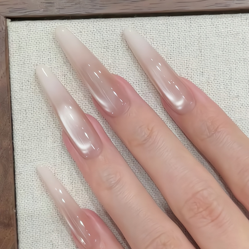 【Ling Luo Original】Super Sweet French Style Pure Desire Milky White Gradient Long Thin Dog-Shaped 4.0 Cat Eye Handmade Nail Art Wholesale