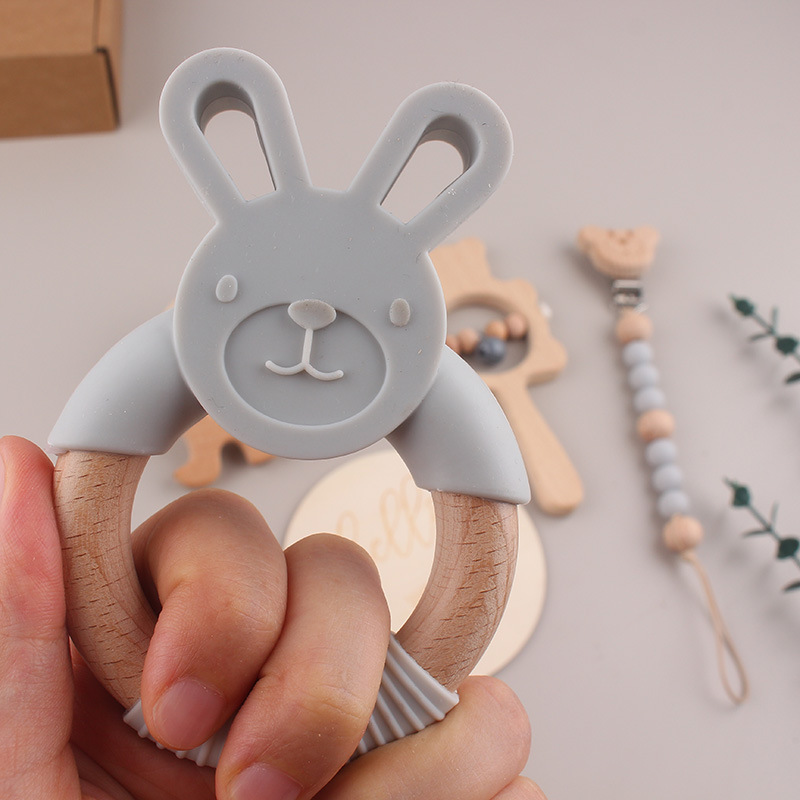 Bebés y bebés beech campana set de dibujos animados colchones de goma de goma osos tetina cadena set de cinco piezas