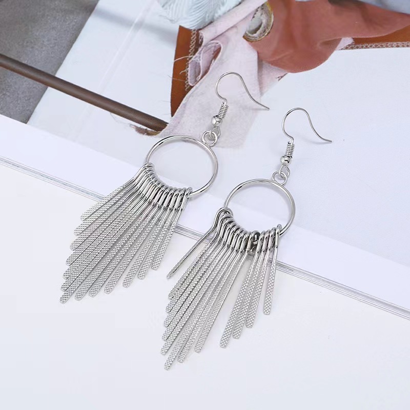 1 Pair Classic Style Geometric Alloy Drop Earrings display picture 1
