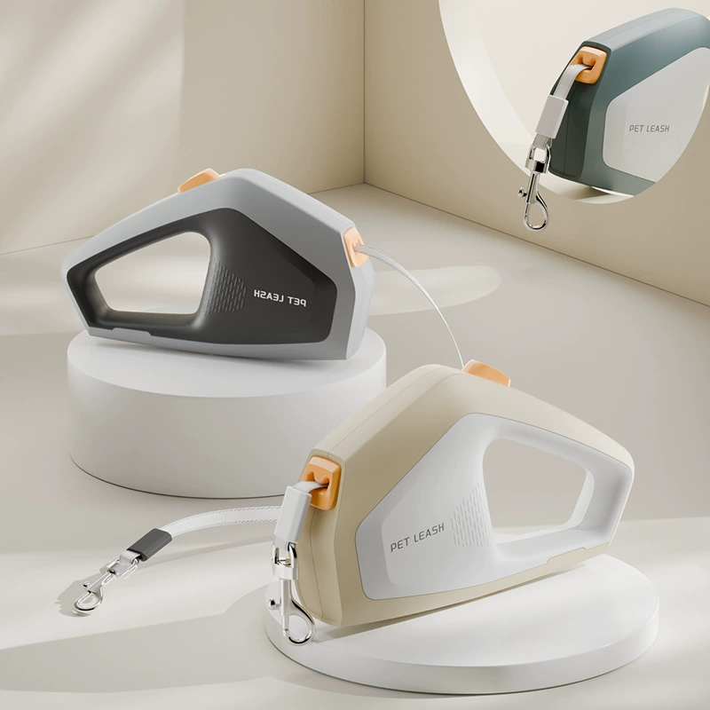 Дистанционный трос для домашних животных выходит на свободу