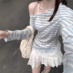 蓝色条纹斜肩长袖t恤女夏季薄纱设计感蕾丝花边防晒罩衫露肩上衣