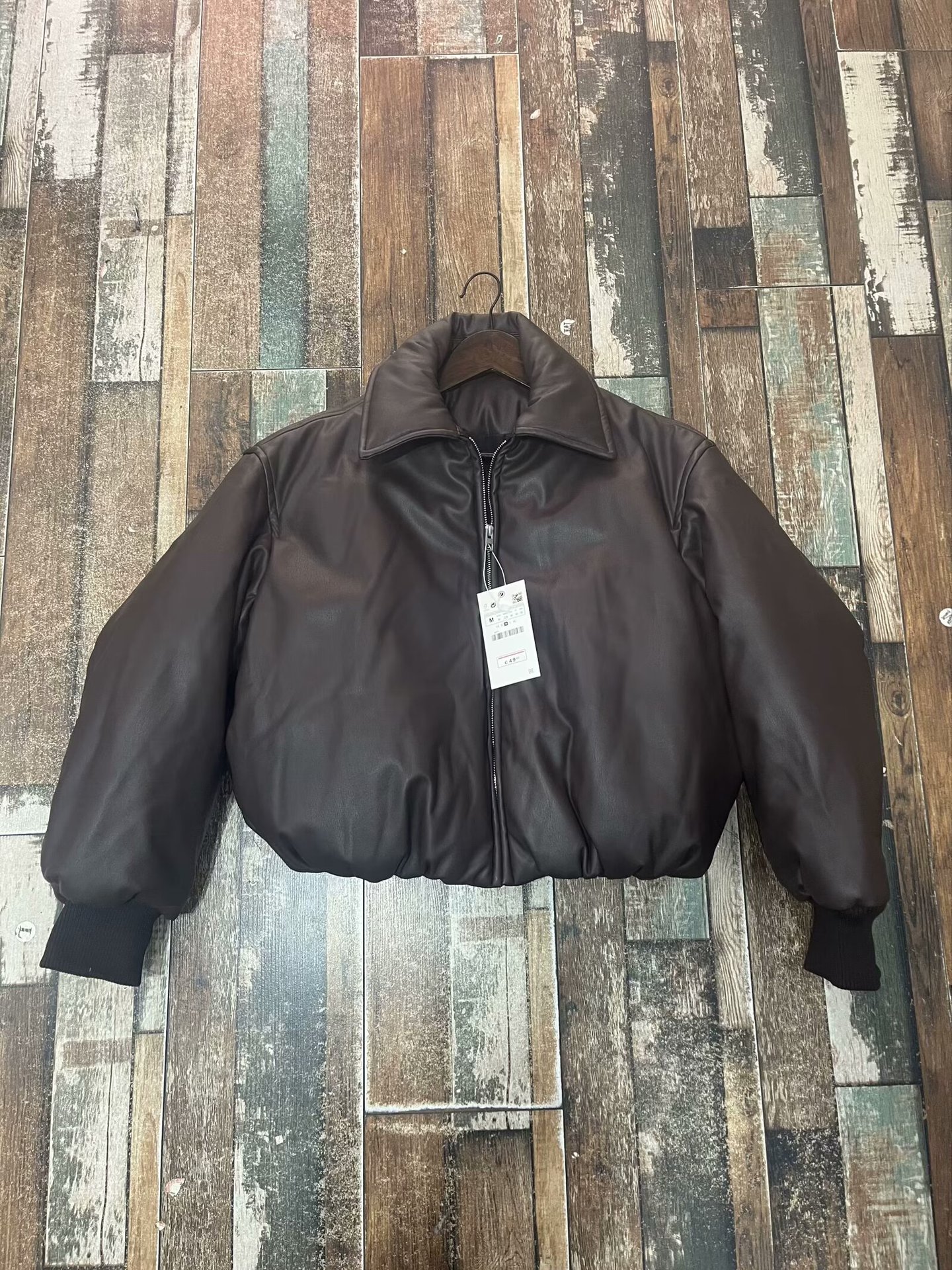 Dameskleding Herfst en Winter Nieuwe Internet Celebrity Proteïne Leer Dikke Warme Korte Leren Katoenen Jas_voghion.com