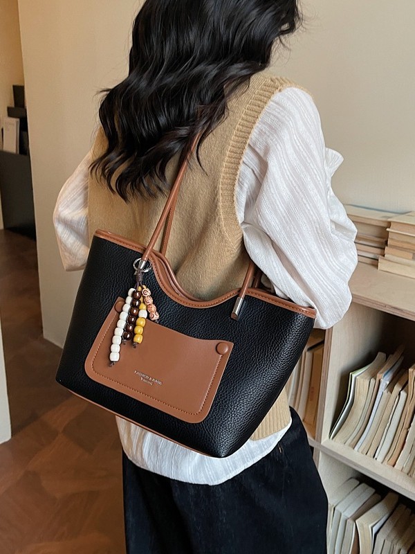 Bolsa de alta calidad retro de gran capacidad para mujeres 2026 nuevo paquete de textura ligera de lujo brazo de viaje ocio bolsa de mano image 4