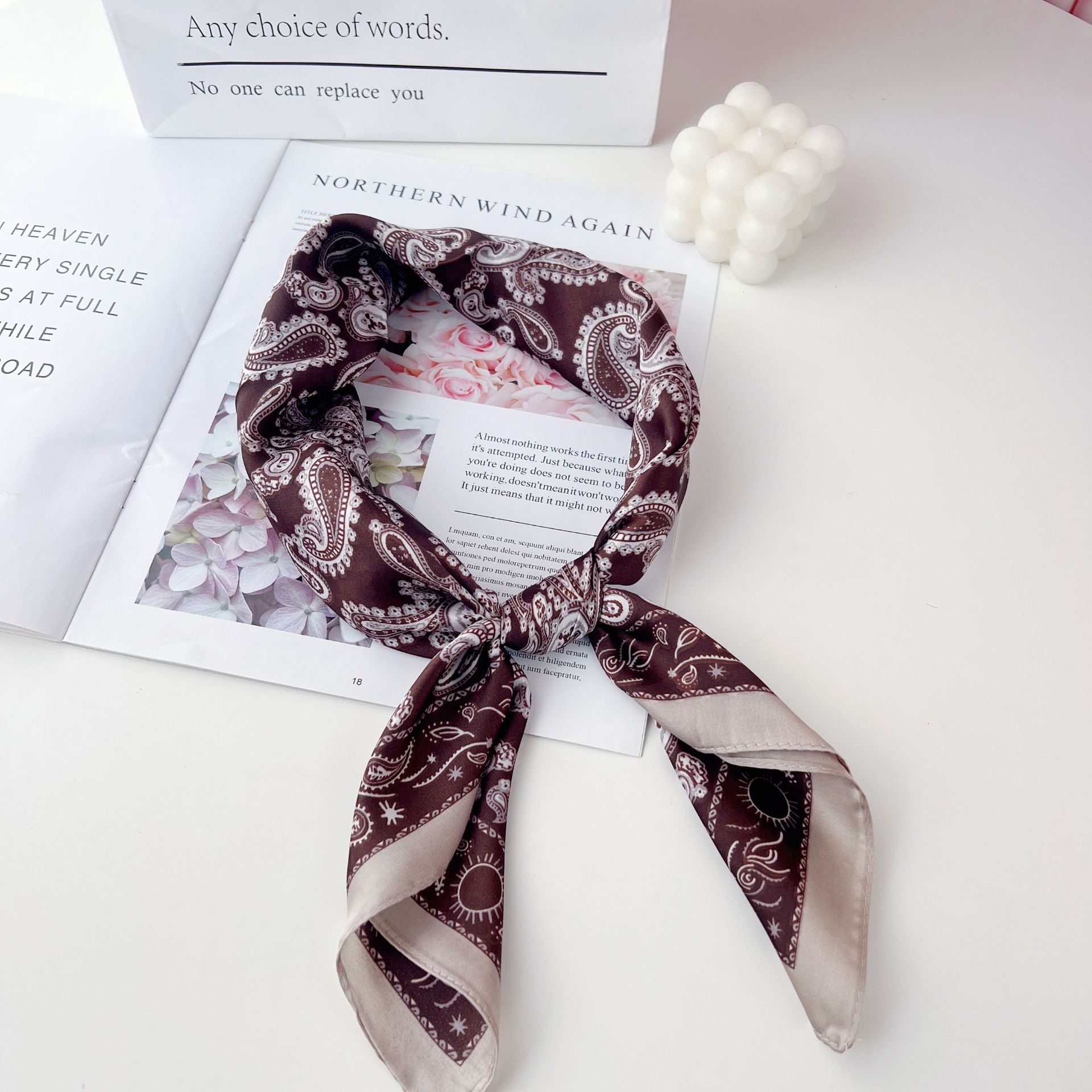 60g Weight Silk Scarf Classification Silk, Satin Material Summer, Spring&Summer Season Women's, Unisex Gender Silk Scarf Handkerchief Hazelnut Flower Design Multifunctional Small Square Scarf Wristband Unisex 无