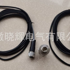 振动传感器;温度传感器;压力表