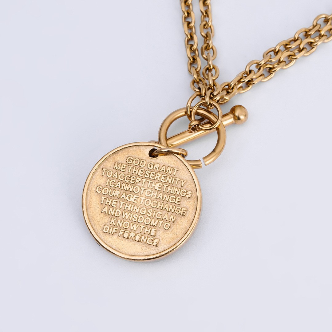 Hot selling round brand necklace splicing pendant short double-layer titanium steel collarbone chain set_voghion.com