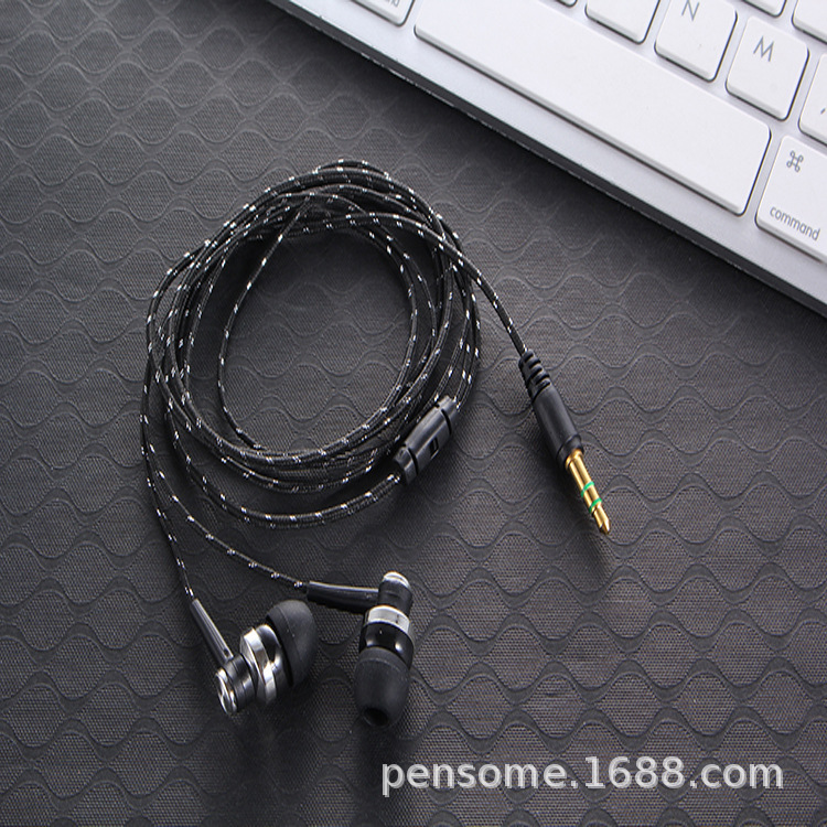 Wholesale Fashion Mp3/Mp4 Wiring Cloth Cord Subwoofer Headphones In-Ear Braided Cord Wired Earplugs