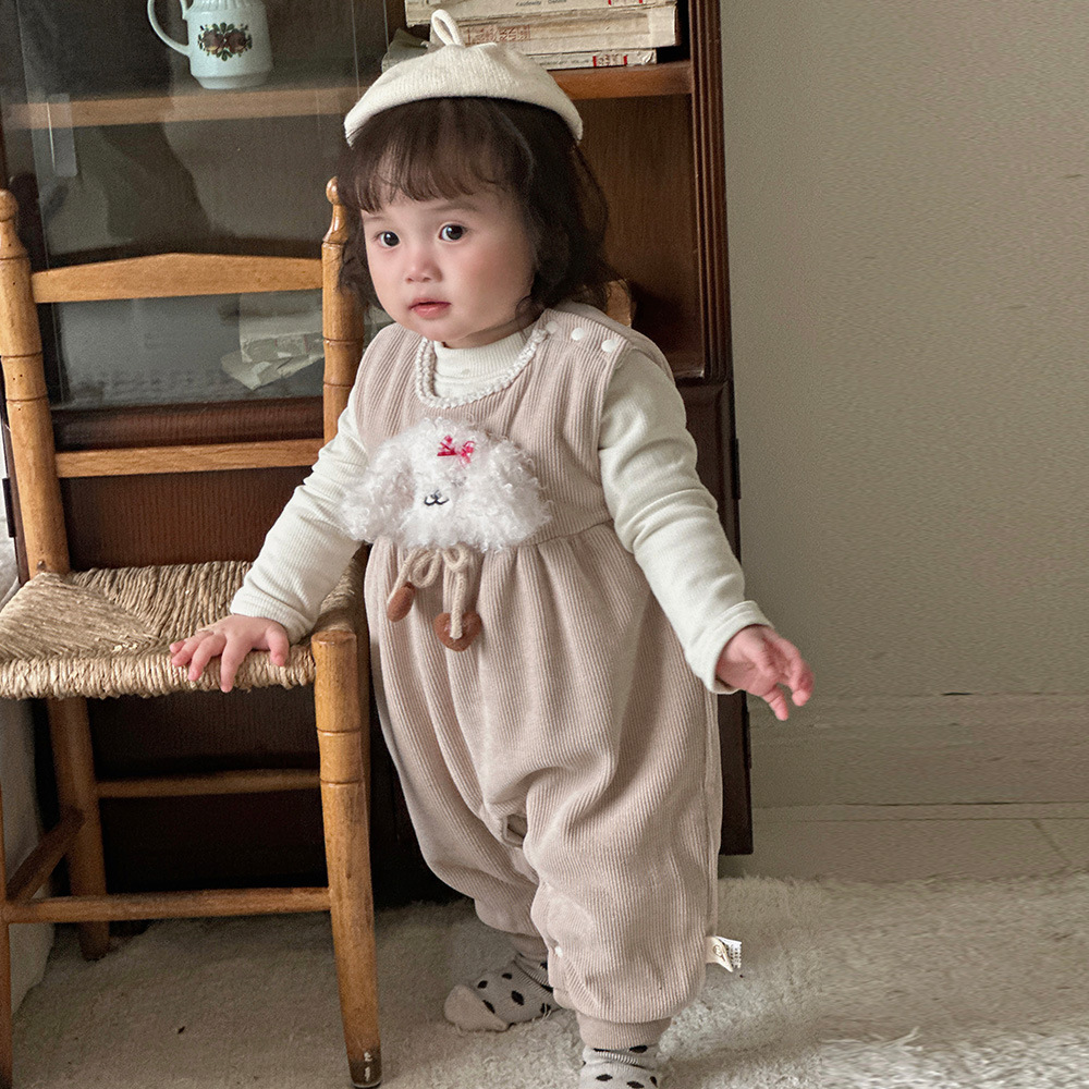 2024 ropa de bebé otoño e invierno engrosado y cálido servicio de salida nube de dibujos animados traje de bebé femenino coreano de dos piezas