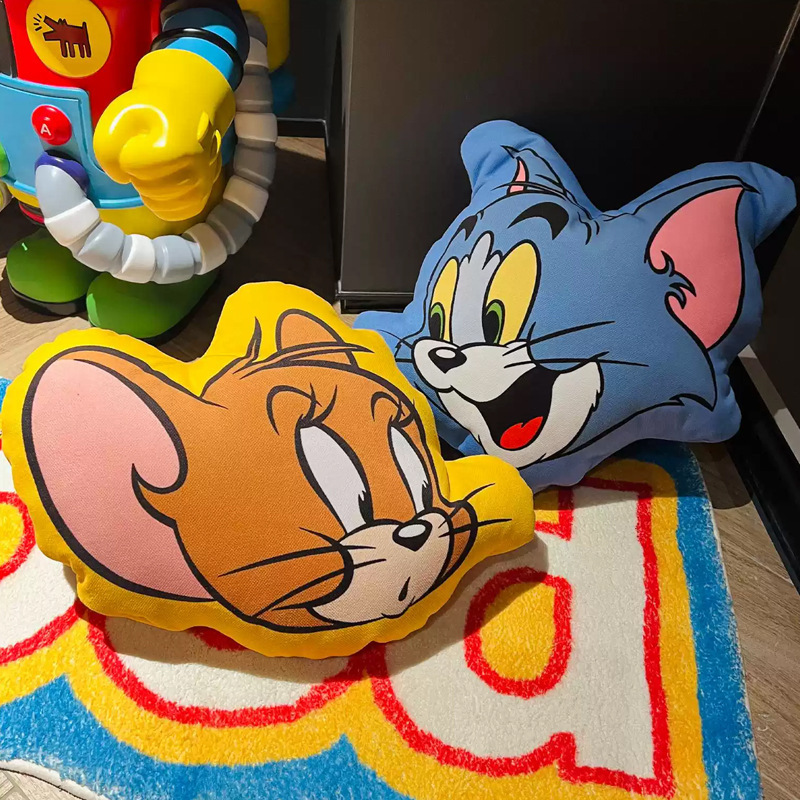 Cat and Mouse Big Head Tom Jerry Doll Cartoon Cute Alien Pillow Hand Doll Cushion Sofa Decoration