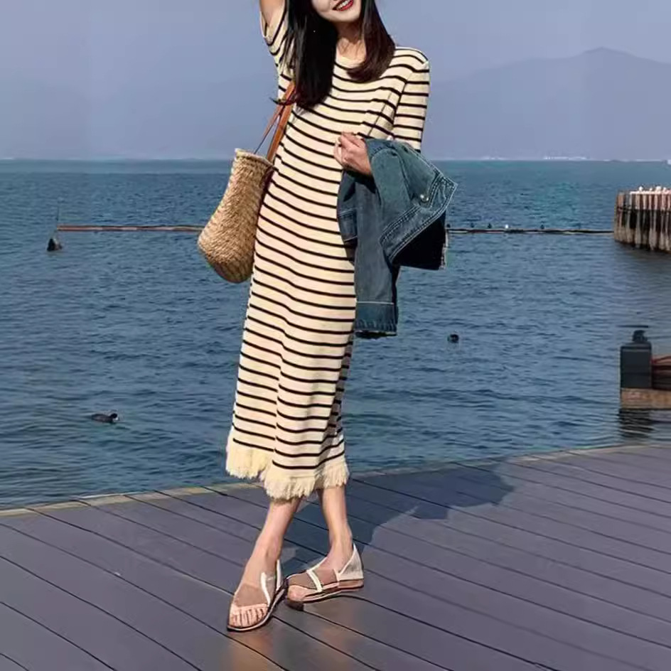 条纹T恤连衣裙女夏季2024新款遮肚子减龄高级感海边度假休闲长裙