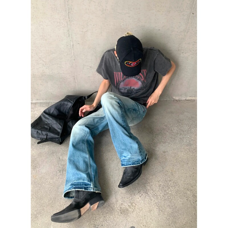 ヨーロッパとアメリカの超人気のパーソナライズされたヴィンテージウォッシュ加工のダメージ加工半袖Tシャツ、男性と女性用、夏のボクシーバージョン、ハンサムなTシャツトレンド|undefined
