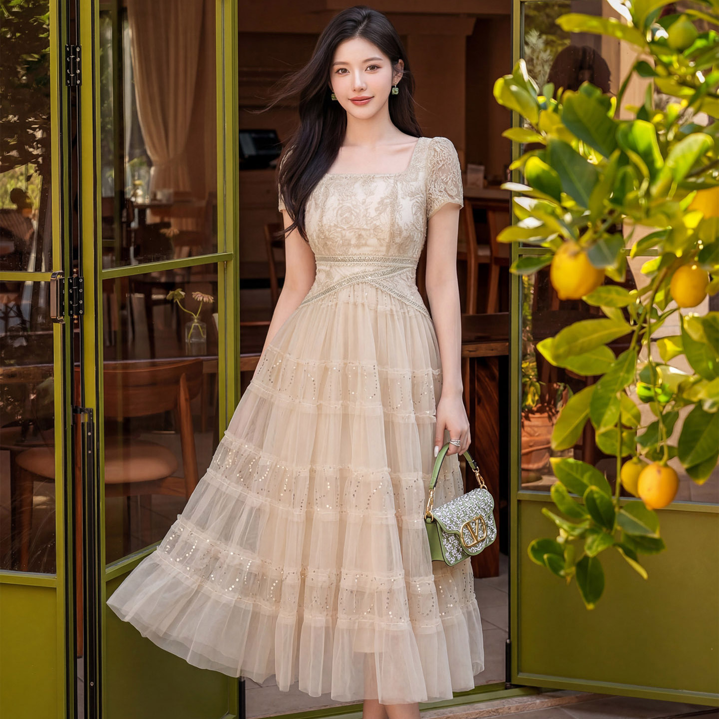 Đầm ren maxi tay ngắn cổ vuông, phối sequin lưới, xòe bồng tầng, phong cách tiên nữ mùa hè — Màu thịt chi tiết 2