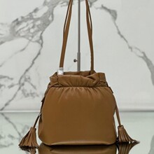 �߰汾P���¿�����K�����ǘˆμ�б����Ƥ���KŮʿ��