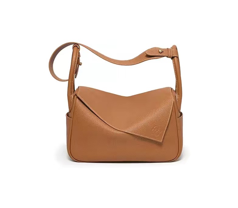 【王楚然同款】宫选元宝包头层牛皮枕头包单肩斜挎包通勤腋下包 - Thumbnail 6