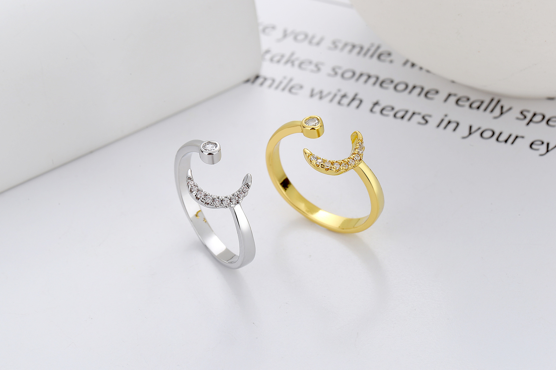 Fashion Moon Copper Inlay Zircon Rings