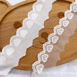 花边;绣花布;布贴