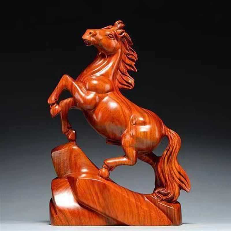 黒檀の木の彫刻の馬の置物の実木の馬は成功の工芸品の家の客間のテレビの棚の装飾品の開業の贈り物に着きます。|undefined