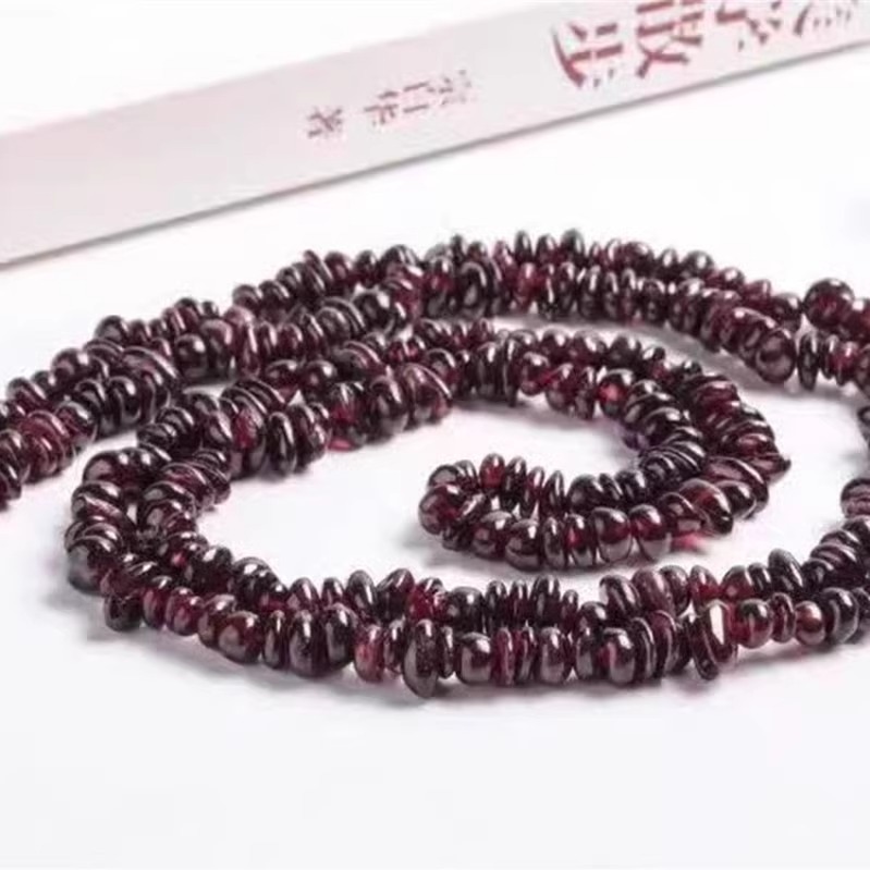 천연 가넷 자갈 긴 끈 자갈 5-7mm 길이 약 85cm