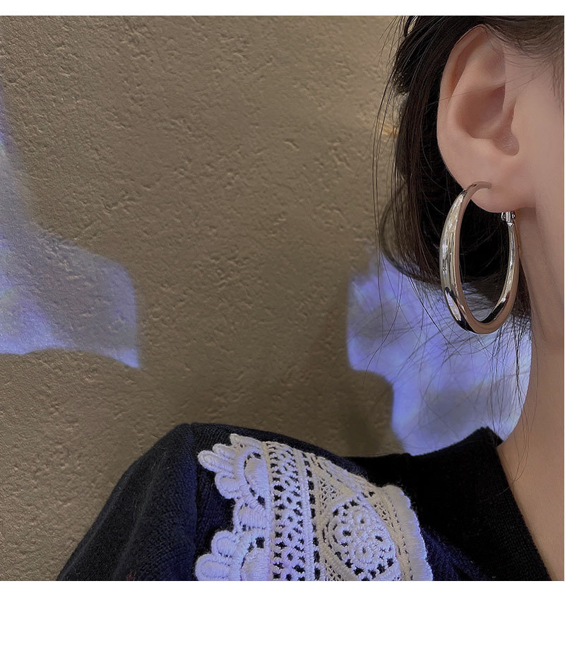 Mode Geometrische Kreis Einfache Ohrringe Legierung Ohrringe display picture 1
