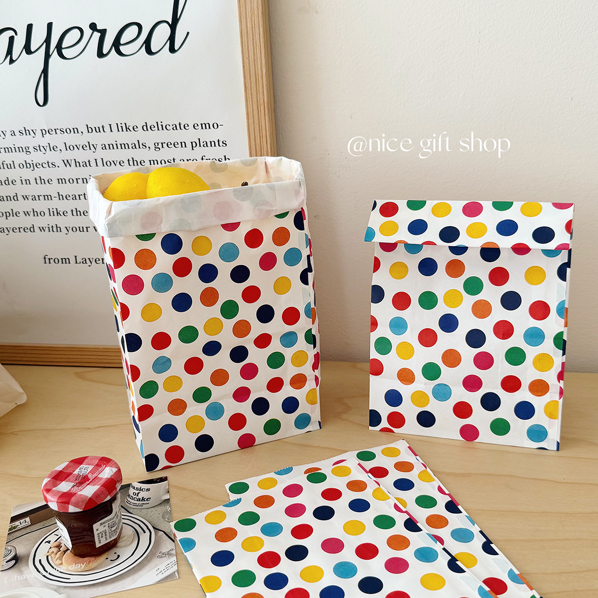 Inswind de alto valor de color ondulado punto de papel bolsa bolsa de regalo para el hogar almacenar dulces lindos bolsas de embalaje de horneado