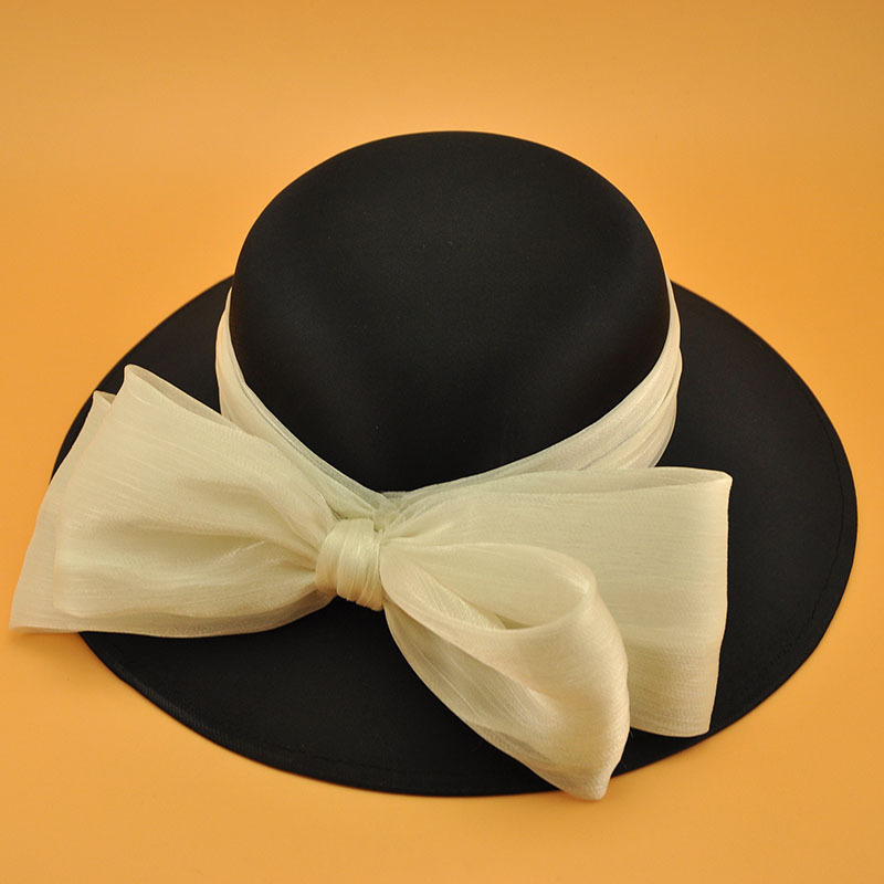 Retro black elegant hat