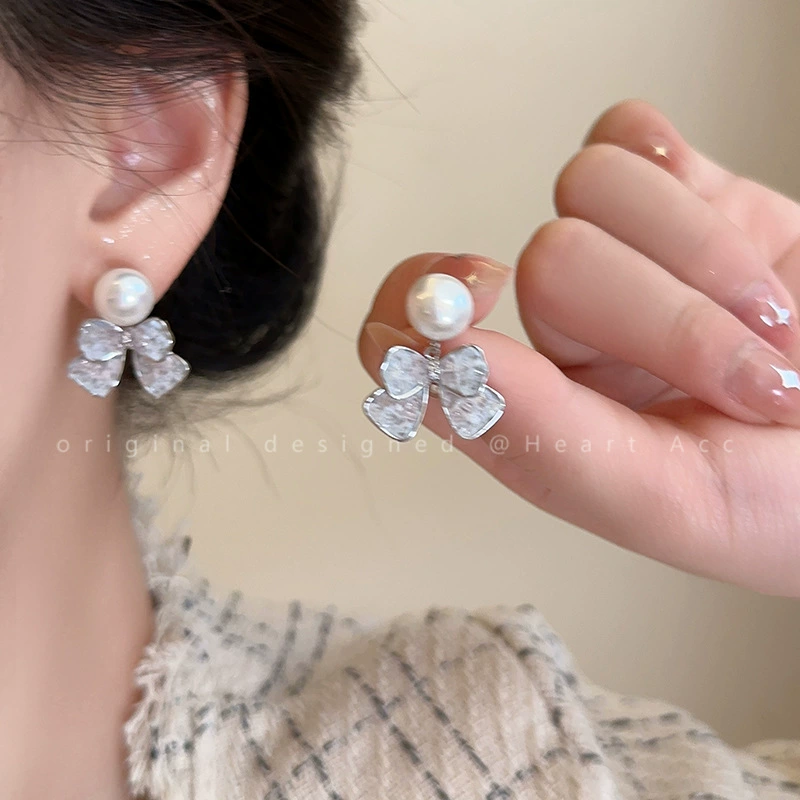 Серьги из серебра 925 с жемчужным бантиком, микровклейка цирконием, стиль 2026