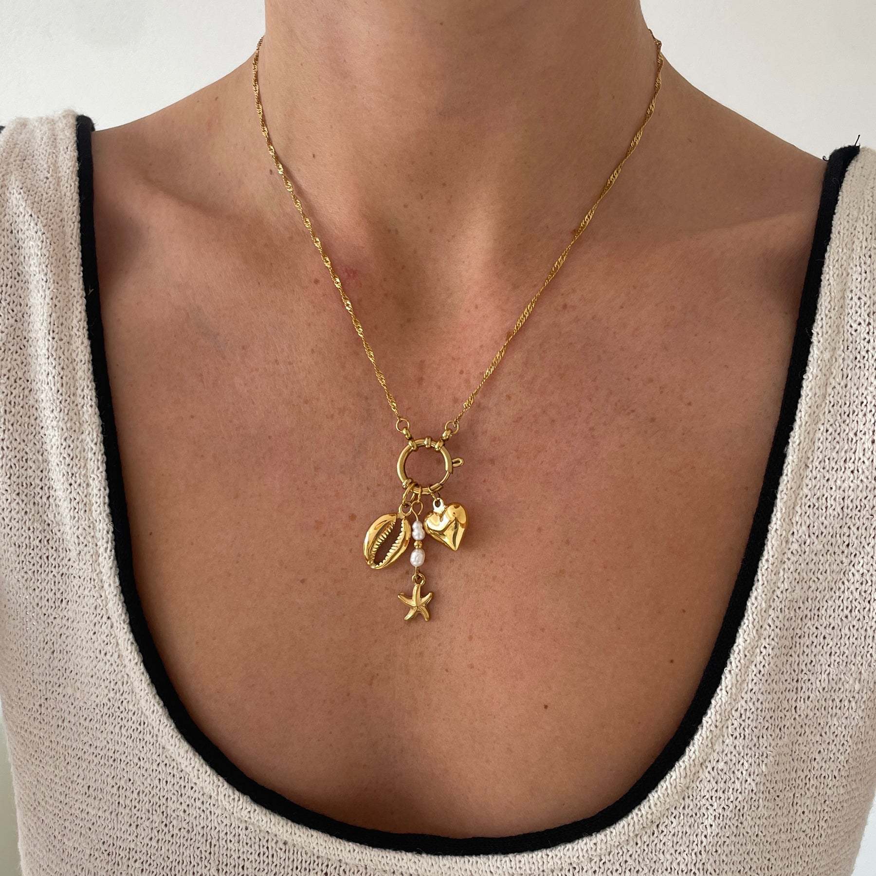 4g Weight Pendant, Chain Jewelry Making Type About 20mm Jewelry Making Size Paperclip Chain, cable chain, snake chain Chain Type 1 Piece Quantity 304 Stainless Steel Material Heart Shape Pattern IG Style, Elegant, Sweet Style Plating Craft 1 Piece About 20mm 304 Stainless Steel Heart Shape Pendant Chain Jewelry Accessories 5