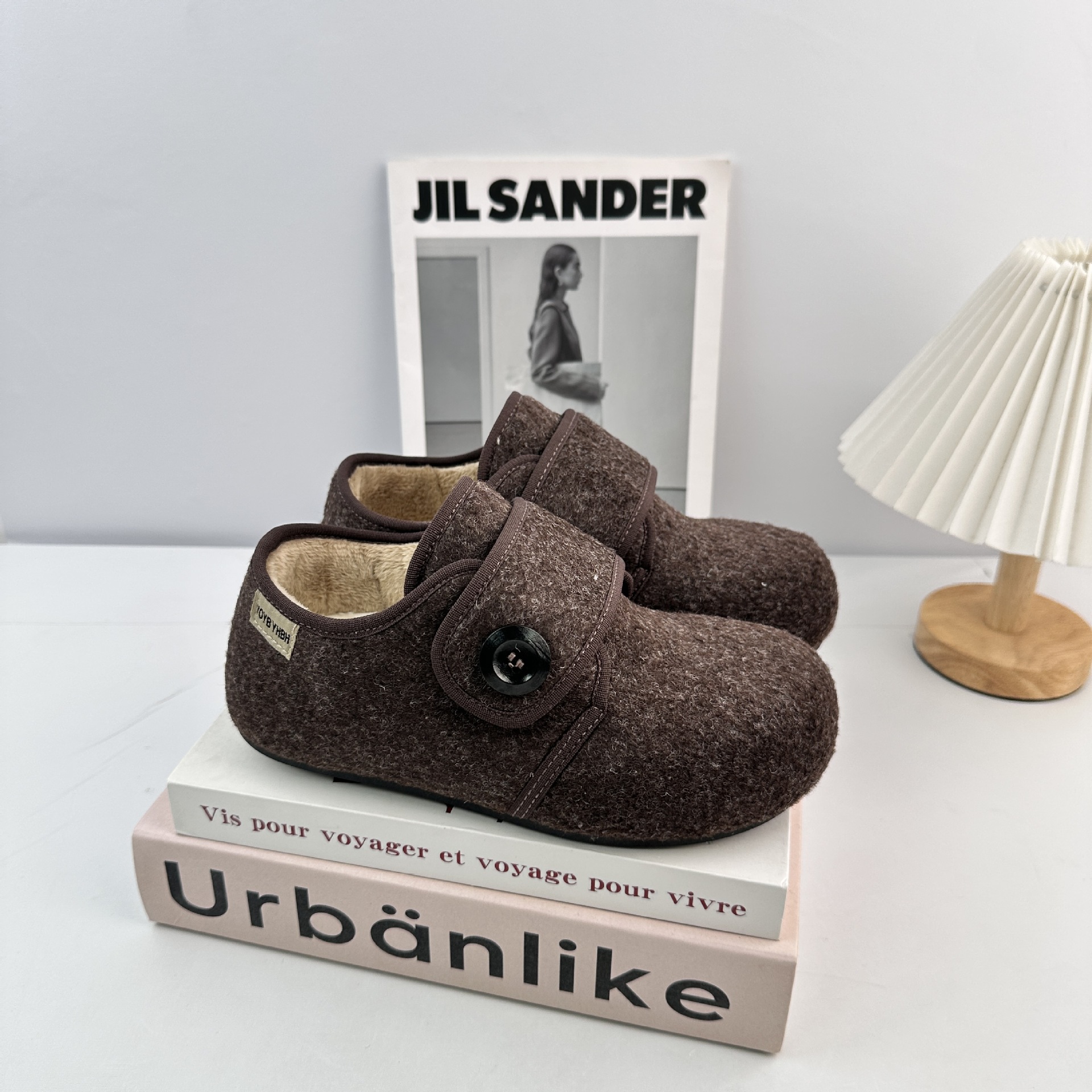 Yuanbo 2025 nuevo otoño y invierno coreano zapatos de lana para mujeres más zapatos de borken de cordero zapatos de cachemire