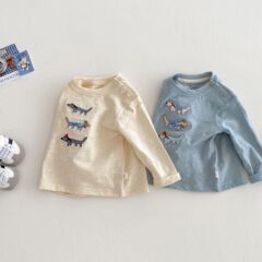 子供用竹繊維綿Tシャツ、左と右に漫画の犬のワッペンが付いたベビー用下着、男の子用ゆったり長袖トップス