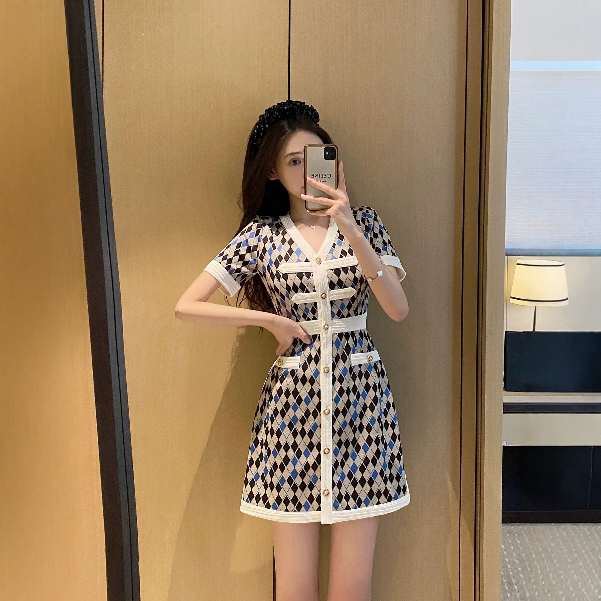 Đầm suông nữ midi phong cách tiểu thơ, thắt eo tôn dáng, họa tiết kẻ sọc — Đường kẻ chi tiết 2