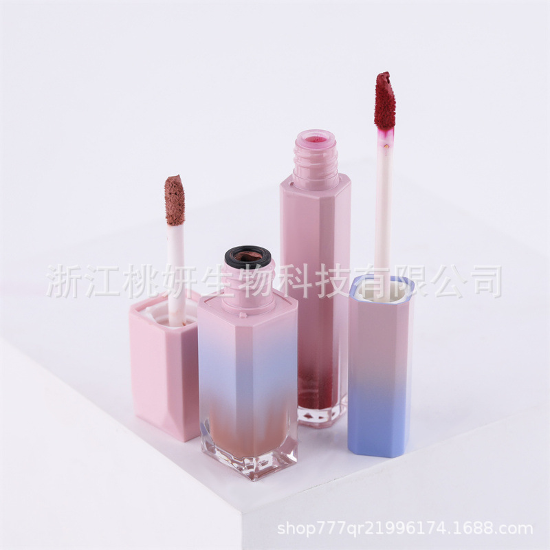 Blue double-sided lip gloss, raincoat, gradient