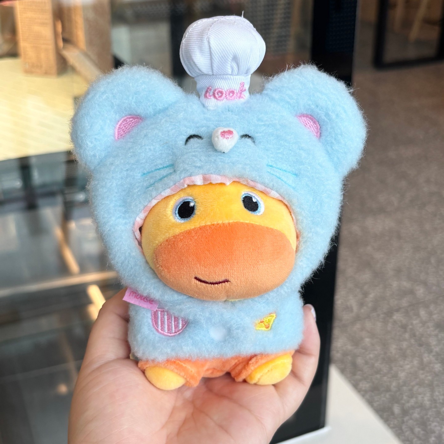 Chef rat - sitting posture