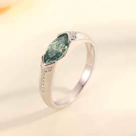 欧美嘻哈戒指S925银镀18K白金绿色马眼形莫桑钻女戒1.0ct