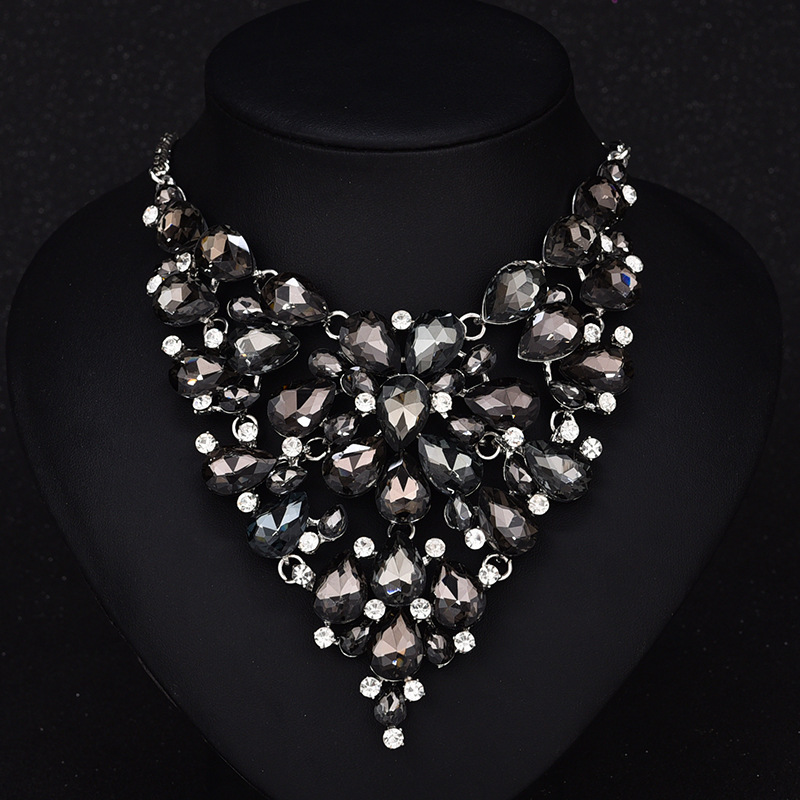 Fashion Flower Artificial Crystal Alloy Rhinestone Plating Flower Artificial Rhinestones Necklace display picture 2