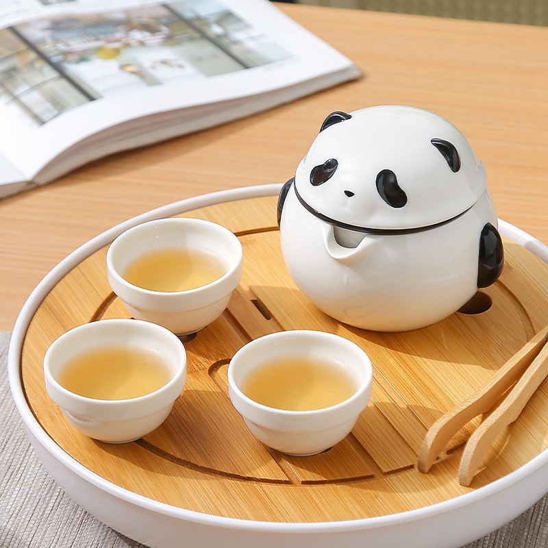 Juego de Té de Viaje Portátil de Panda de 1 Tetera y 3 Tazas de Porcelana para Viajes