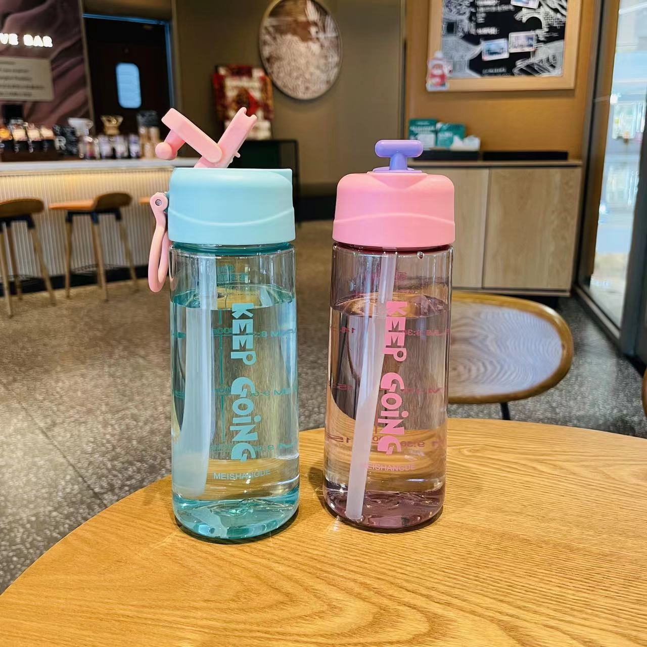 FUENTE fabricante meishangde 5855 pareja paja taza diversión recta regalo taza de plástico estudiante de la Oficina taza de agua