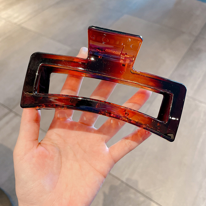 Horquilla de las mujeres de alto grado de pelo negro Clip tocado espalda Cabeza Grande updo tiburón clip 2024 Nueva horquilla